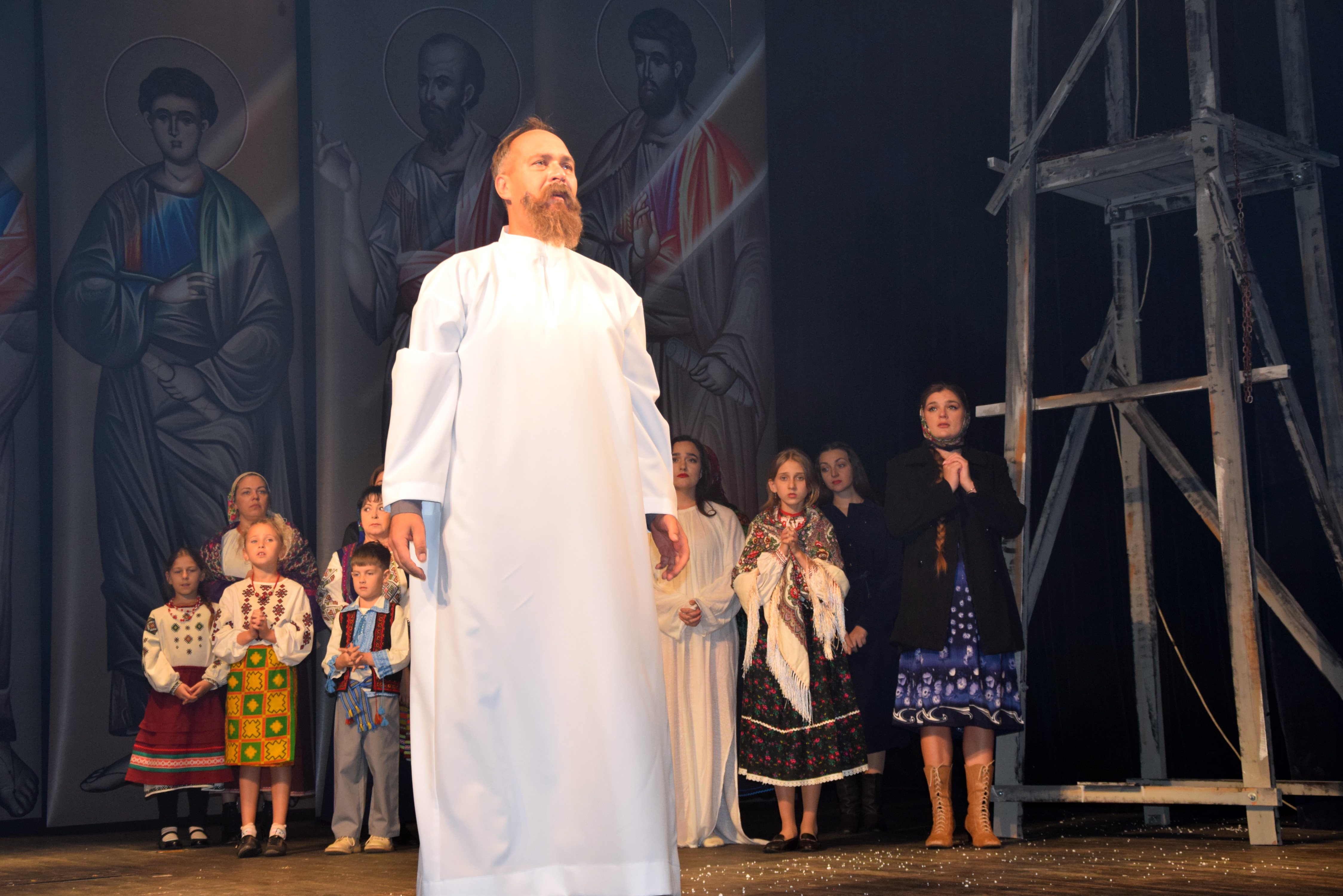 Патріарх (заслужений артист України Олександр Папуша): «Я знову добровільний в’язень Христа»